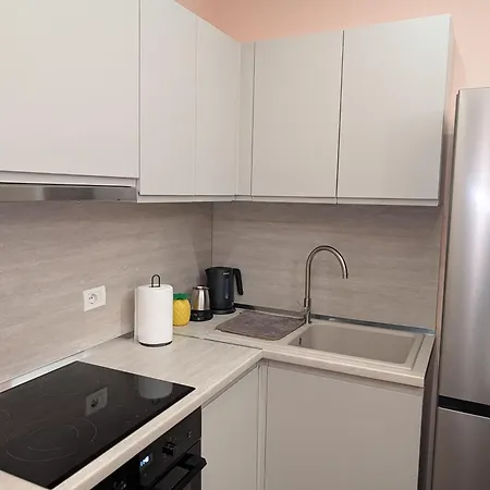 Ami - 40m From *