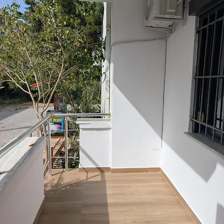 Appartement Ami - 40m From Golem (Tirana)